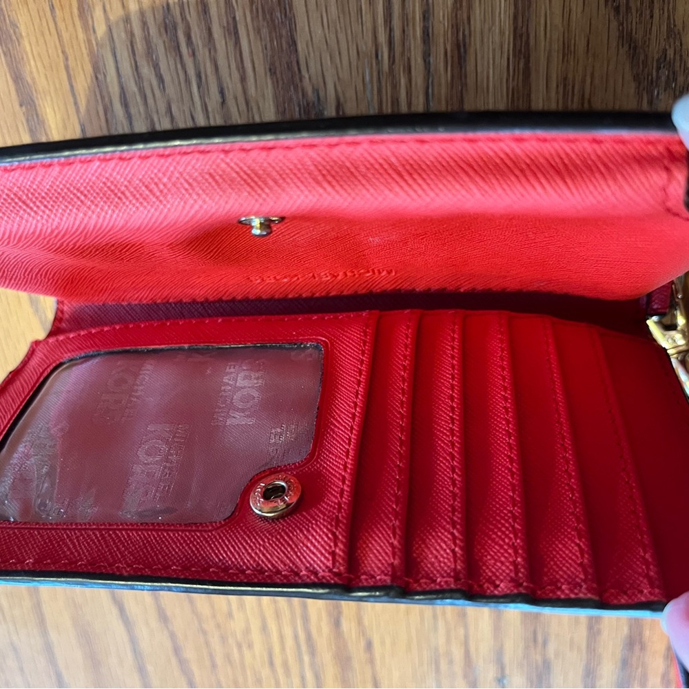 Michael Kors Red and White Floral Wristlet/phone case - Picture 7 of 7